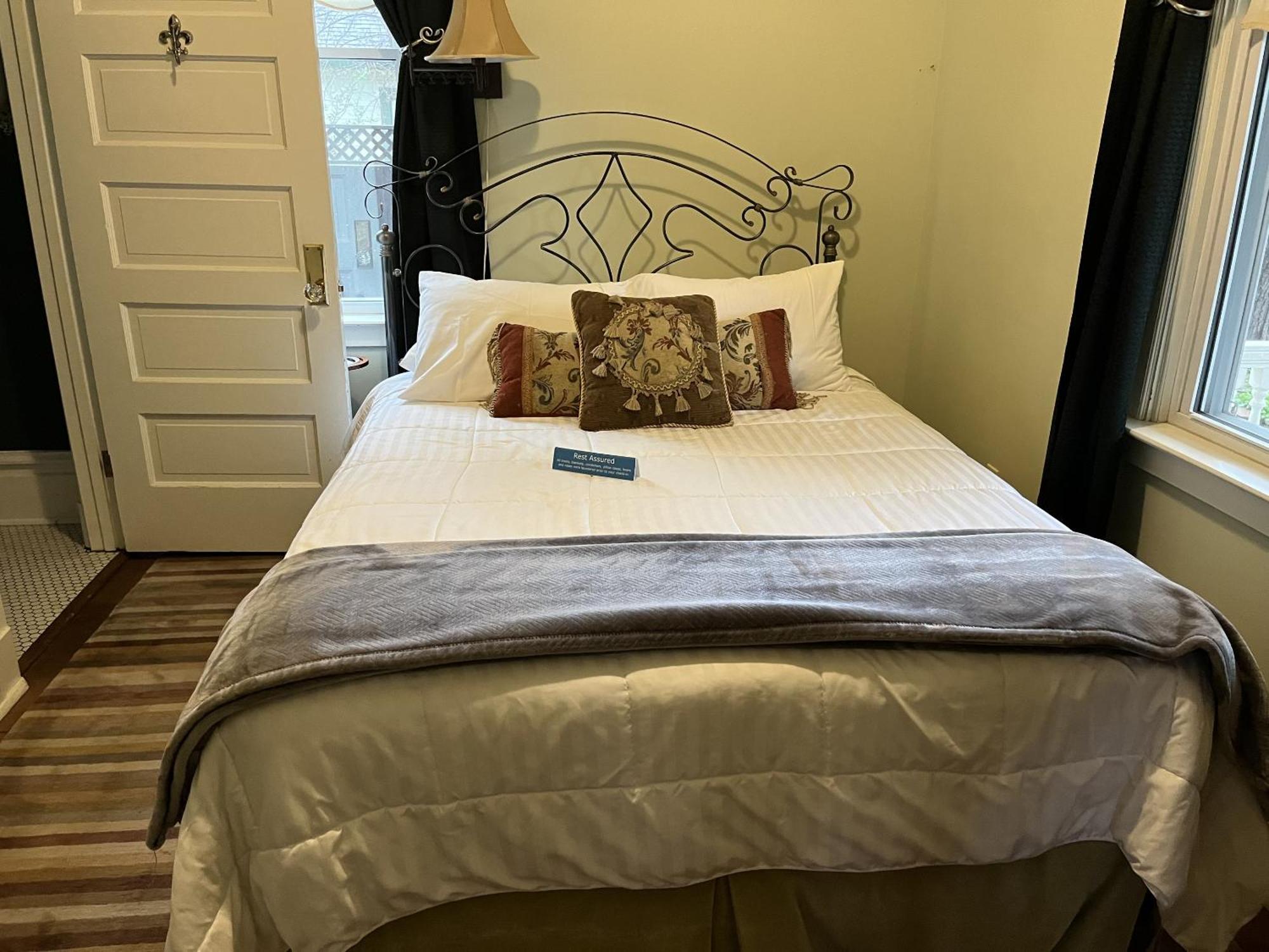 Abbey House Inn (Adults Only) Winters Dış mekan fotoğraf